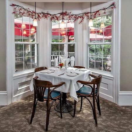 Kettle Creek Inn Port Stanley Bagian luar foto
