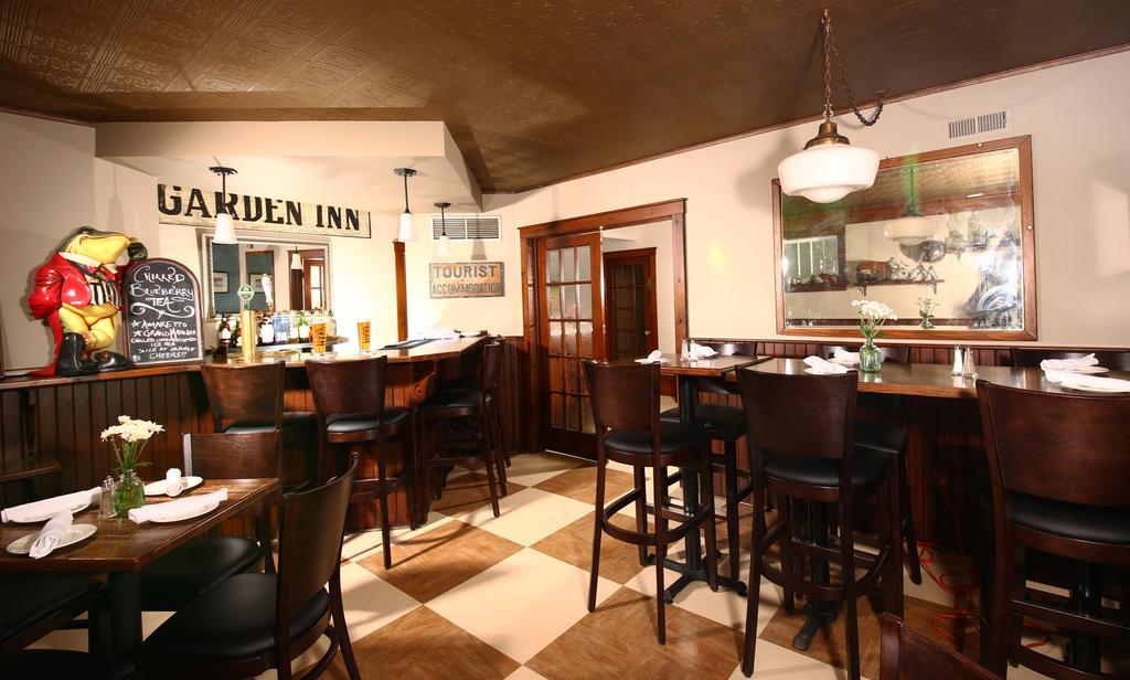 Kettle Creek Inn Port Stanley Bagian luar foto