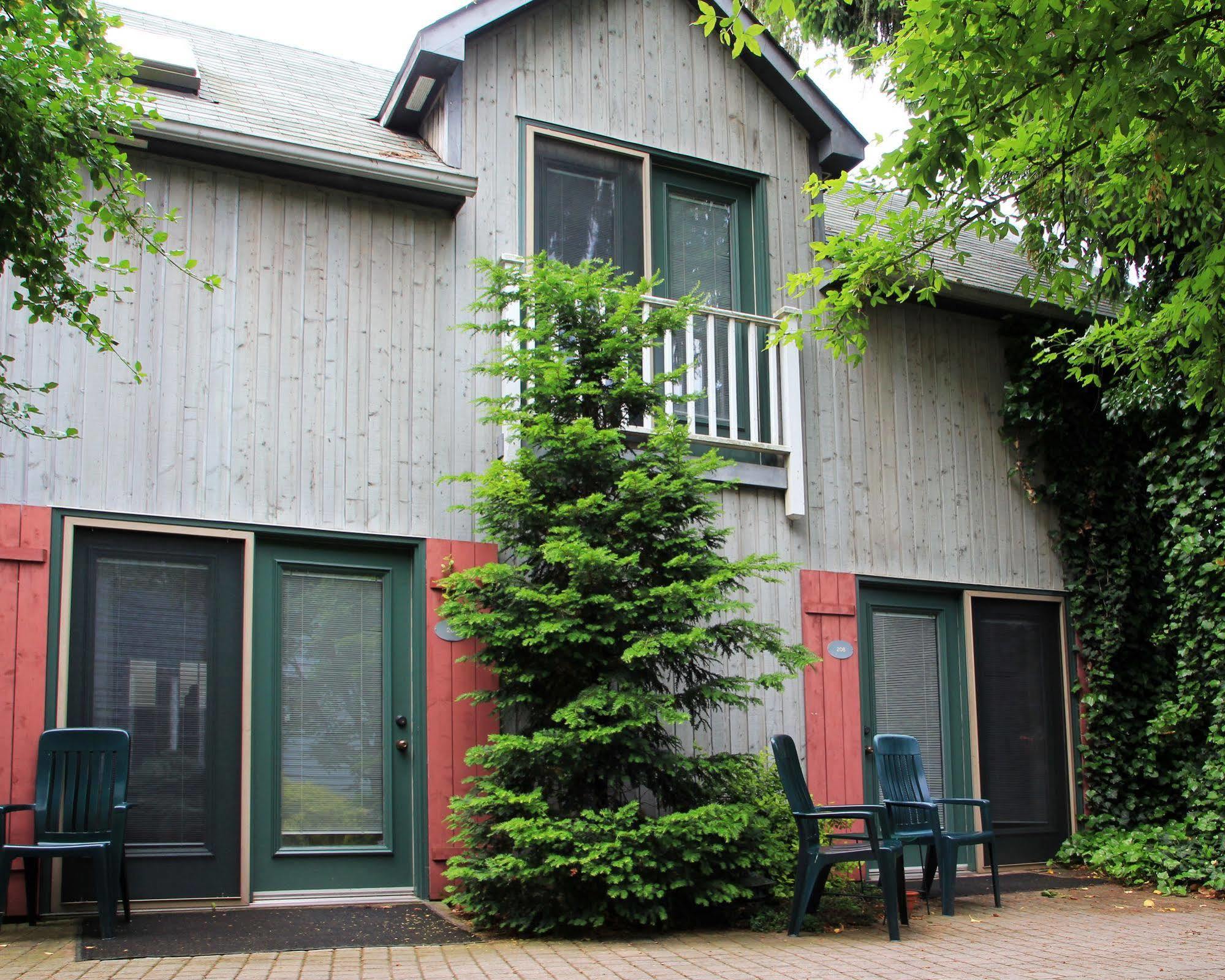 Kettle Creek Inn Port Stanley Bagian luar foto